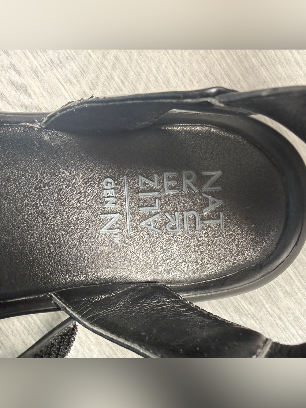 Naturalizer Genn-Climb Black Crossband Open Toe Ankle Strap Sandals Size 9 - Picture 11 of 12